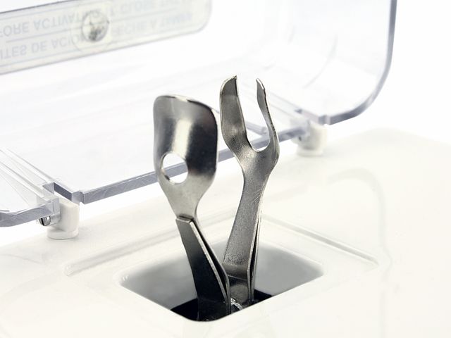 Amalgamador Capsular Digital, com Sistema de Amortecedor que Anula as Vibrações, Oferece uma Homogeneização Ideal - Modelo Vibramat - Schuster Amalgamador Capsular Digital, com Sistema de Amortecedor que Anula as Vibrações, Oferece uma Homogeneização Ideal - Modelo Vibramat - Schuster