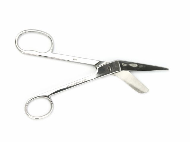 Tesoura de Lister Argola Dupla - para Gesso - 19cm - ABC Instrumentos Cirúrgicos Tesoura de Lister Argola Dupla - para Gesso - 19cm - ABC Instrumentos Cirúrgicos