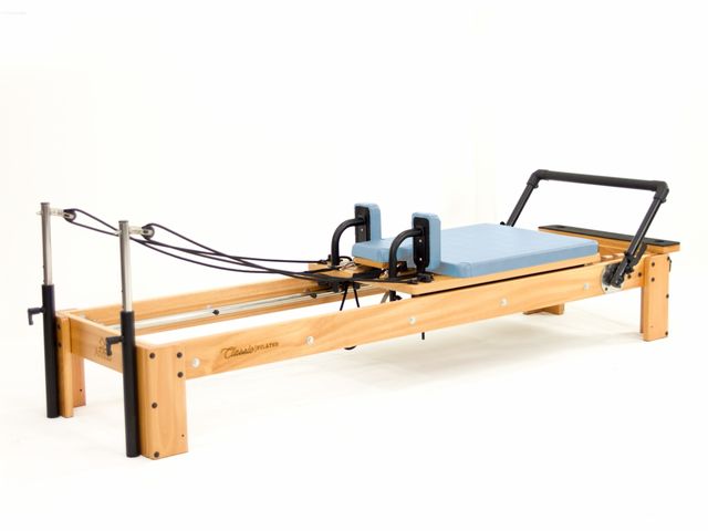 Estofamento Reformer com Plataforma de Extensão - Linha Classic - Arktus Estofamento Reformer com Plataforma de Extensão - Linha Classic - Arktus