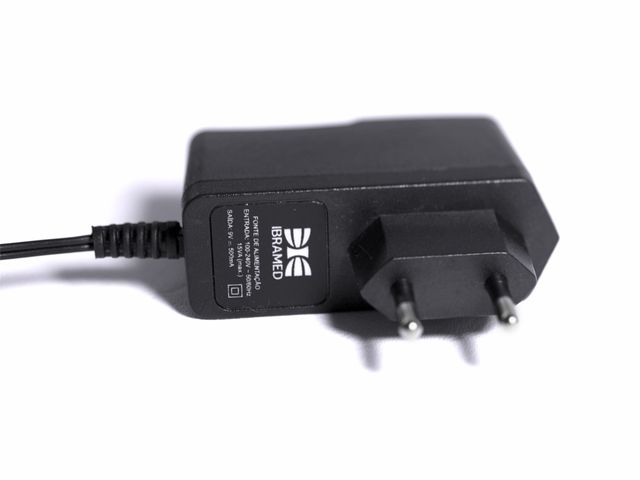 Fonte Neurodyn Portátil Plug P2 - Ibramed Fonte Neurodyn Portátil Plug P2 - Ibramed