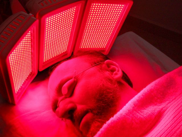 Painel Led KLD - 03 Abas Monocromático - Vermelho 630nm - Para Hygialux Painel Led KLD - 03 Abas Monocromático - Vermelho 630nm - Para Hygialux