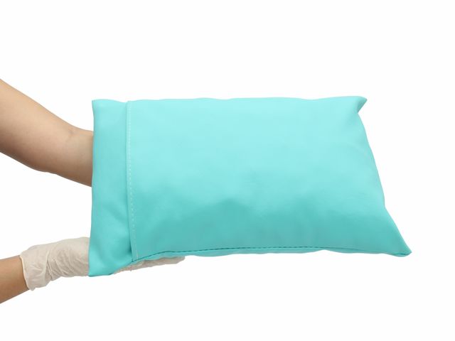 Travesseiro Clínico ─ Pequeno ─ com Revestimento em Courvin ─ Arktus Travesseiro Clínico ─ Pequeno ─ com Revestimento em Courvin ─ Arktus