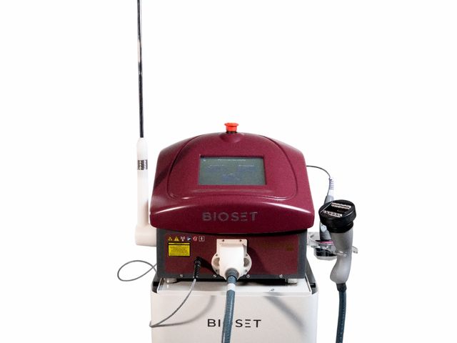 Dermovac LEDSHAPE 2.0 SPECIAL Cor Bordô Exclusiva - Bioset - Equipamento de Radiofrequência, Vacuoterapia e LED Dermovac LEDSHAPE 2.0 SPECIAL Cor Bordô Exclusiva - Bioset - Equipamento de Radiofrequência, Vacuoterapia e LED