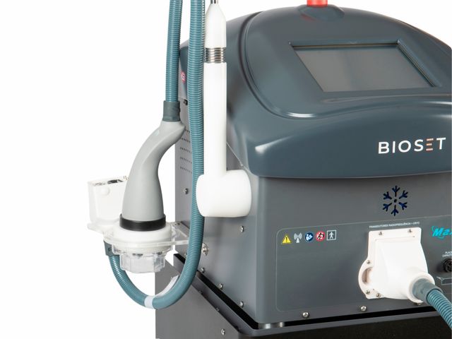 Maxishape Cryo Bioset – Radiofrequência com Refrigeração para Estética Facial e Corporal Maxishape Cryo Bioset – Radiofrequência com Refrigeração para Estética Facial e Corporal