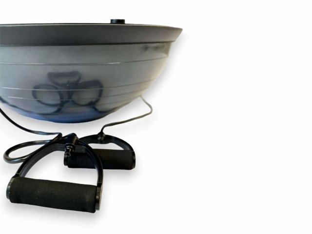Meia Bola Bosu com Alças – 58x25cm – Chumbo – Kallango Meia Bola Bosu com Alças – 58x25cm – Chumbo – Kallango
